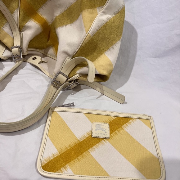 BURBERRY Off White Canvas and Different Hues of Yellow Lines Tote Shoulder Bag - Picture 12 of 17